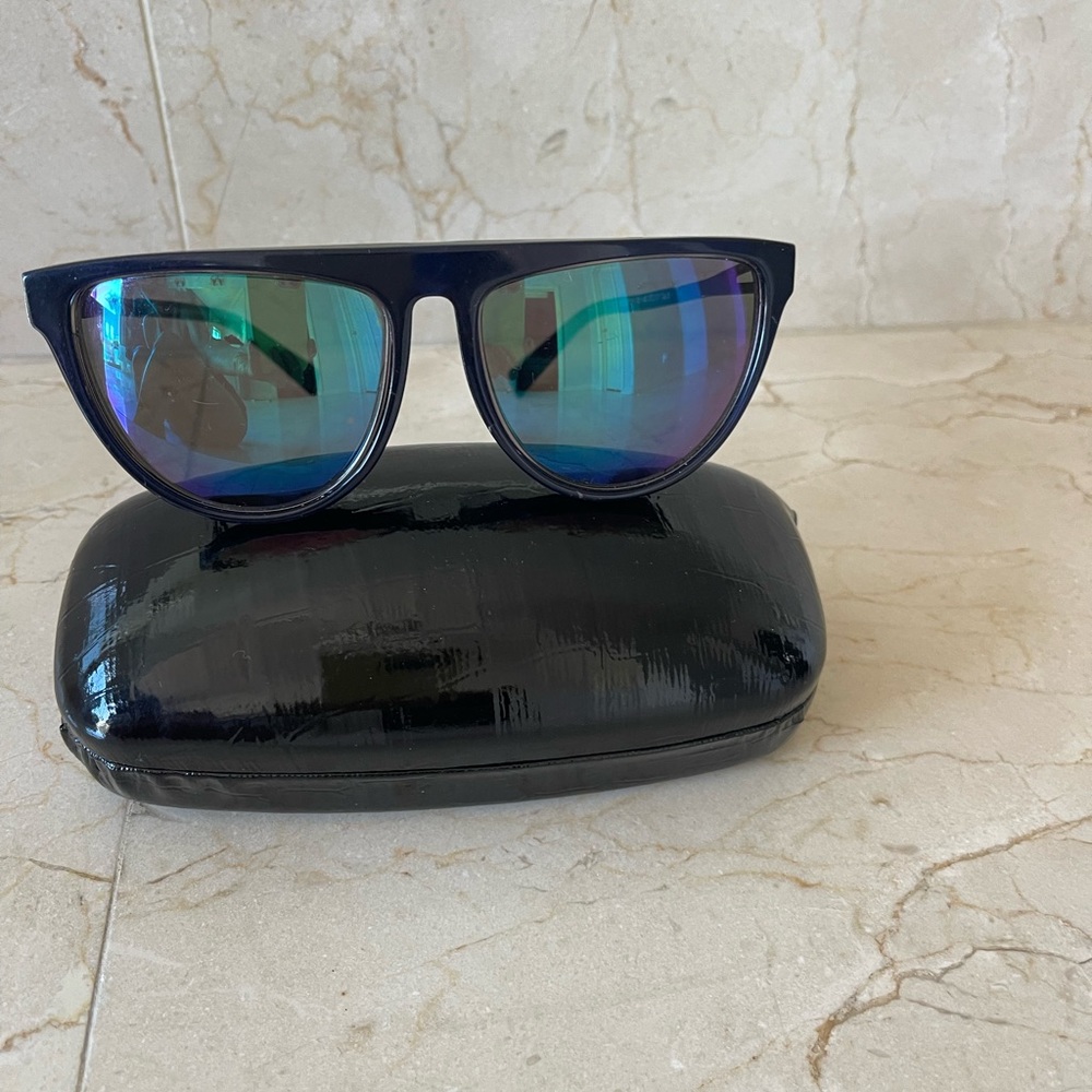 BALMAIN Paris Stylish Sunglasses - Picture 2 of 12